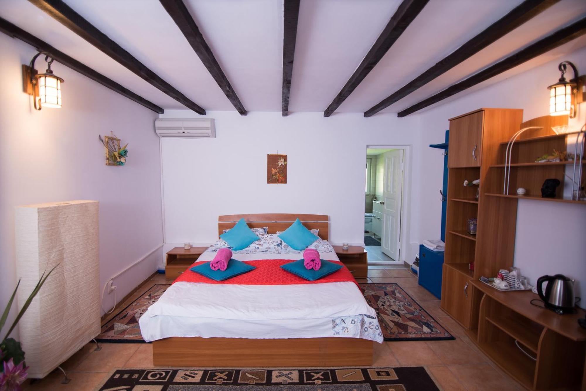 Pensiunea La Gura Portitei - Jurilovca Hotel Buitenkant foto