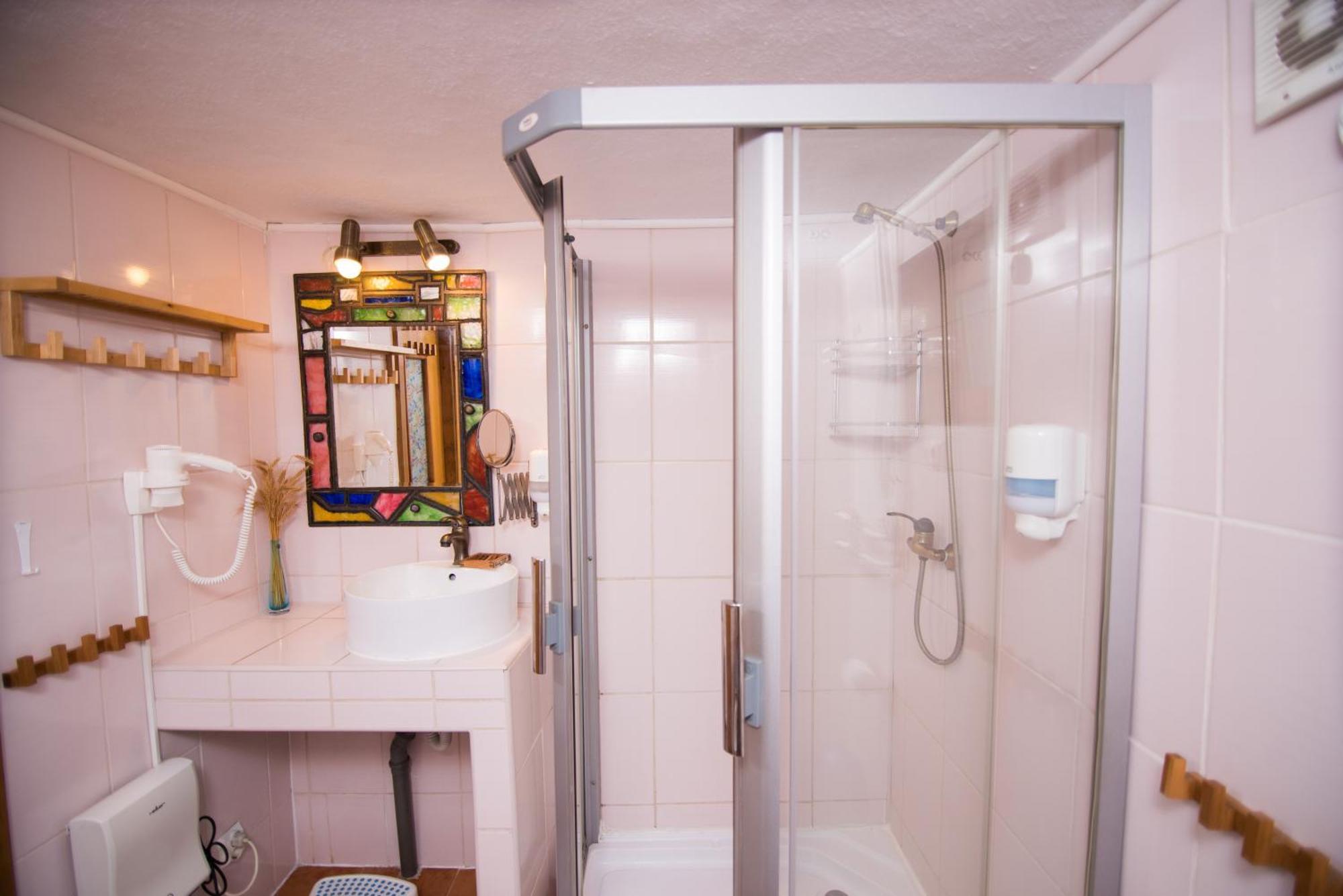 Pensiunea La Gura Portitei - Jurilovca Hotel Buitenkant foto